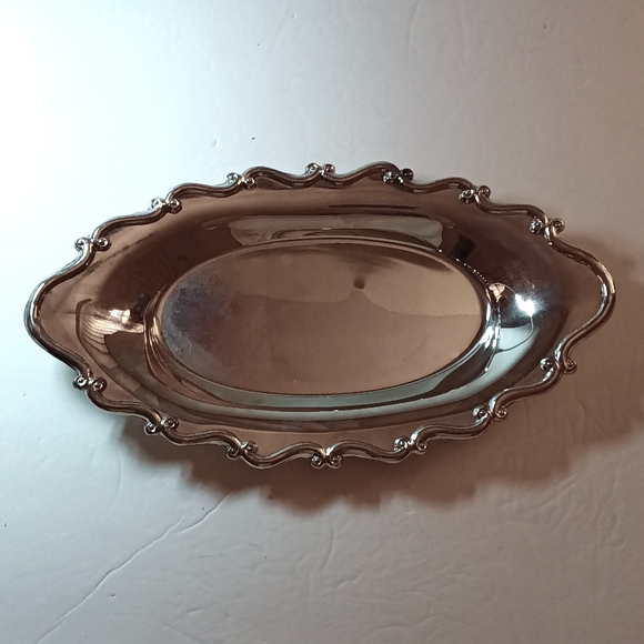 Vintage F.B. ROGERS Silver Co. Silver-Plate Oval Serving Tray Baroque Style - Picture 7 of 7